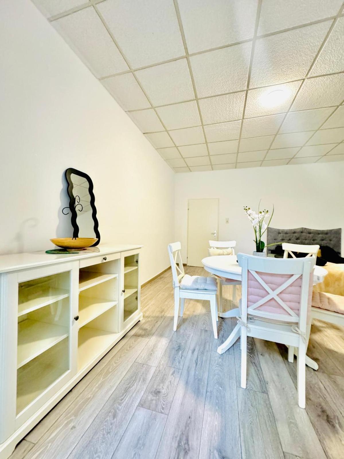 Amazing 2Br Apartment Near Praterstern Vienna Luaran gambar
