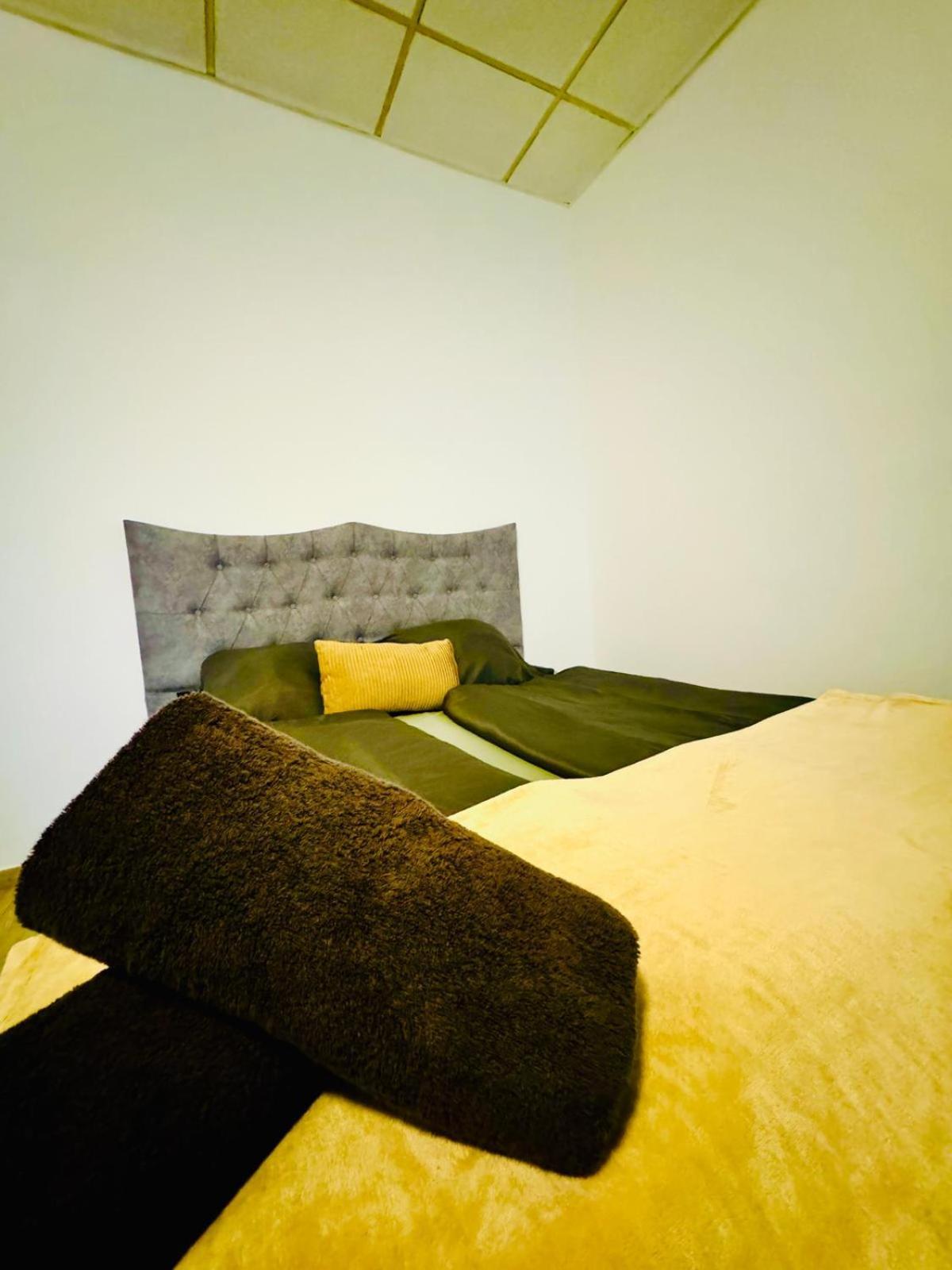 Amazing 2Br Apartment Near Praterstern Vienna Luaran gambar